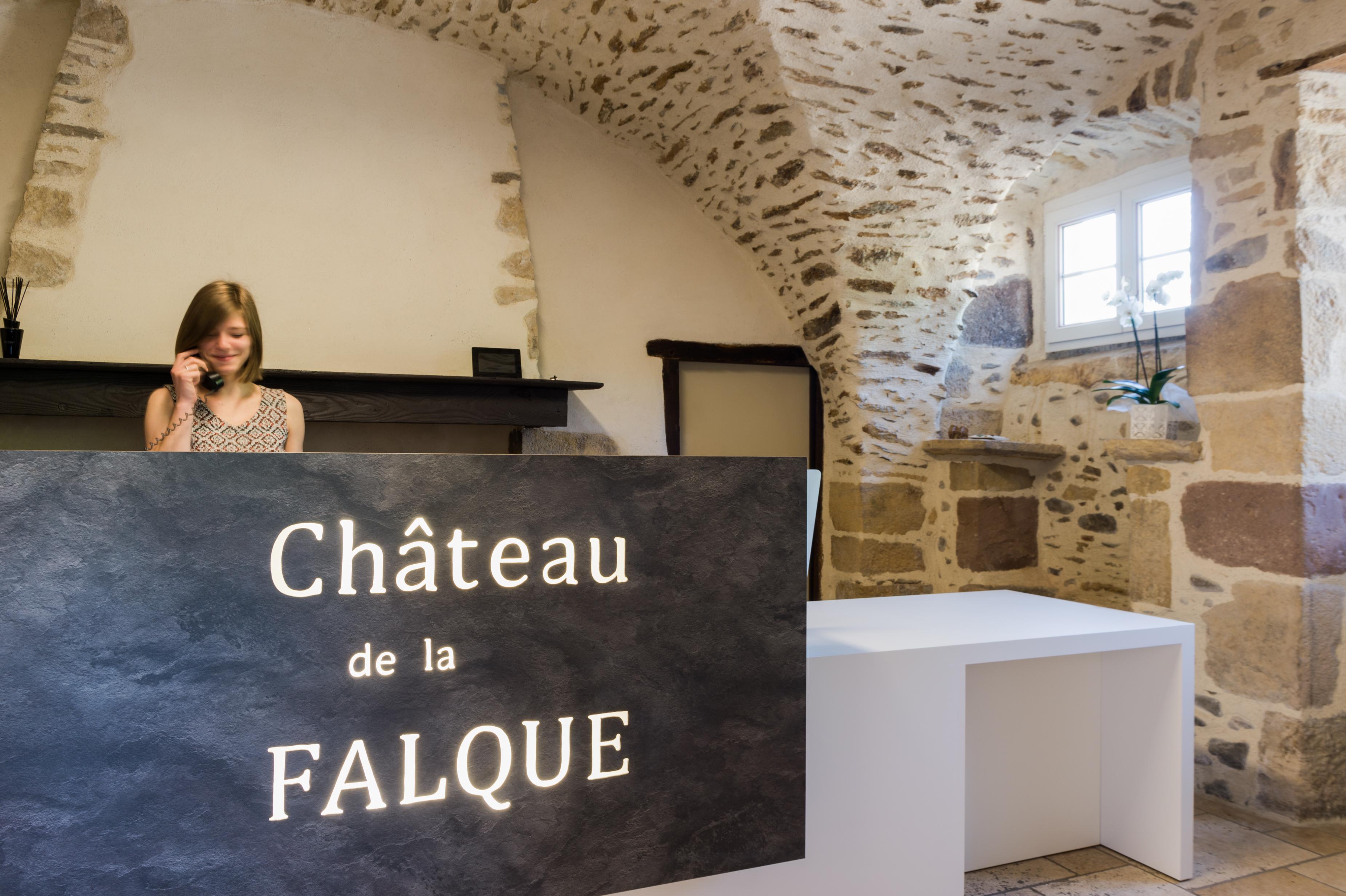 Chateau De La Falque, The Originals Relais Saint-Geniez-dʼOlt Exterior foto