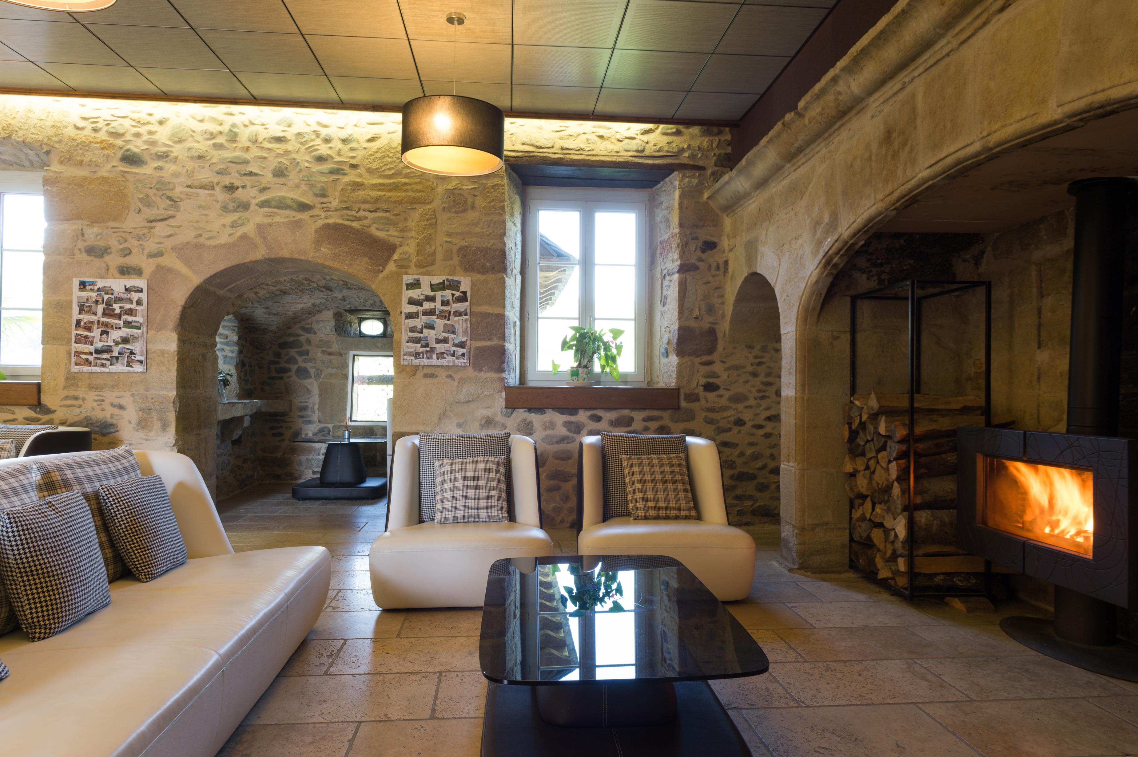 Chateau De La Falque, The Originals Relais Saint-Geniez-dʼOlt Exterior foto