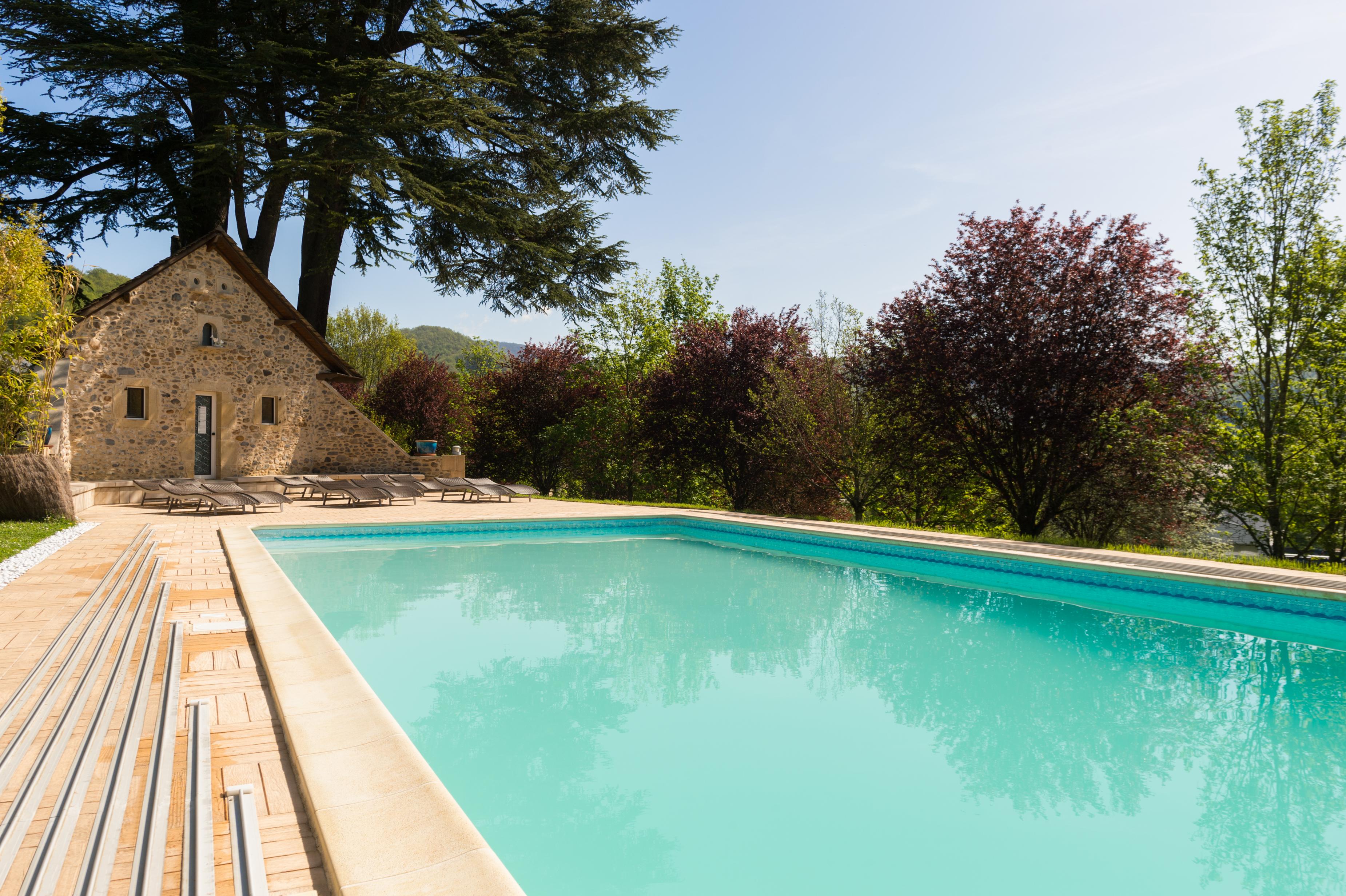 Chateau De La Falque, The Originals Relais Saint-Geniez-dʼOlt Exterior foto