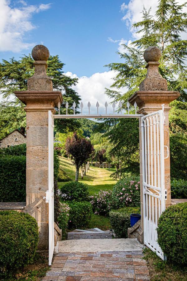 Chateau De La Falque, The Originals Relais Saint-Geniez-dʼOlt Exterior foto
